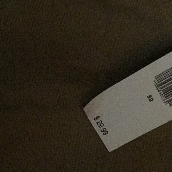 Old Navy Khaki Knee Shorts / Button / Zipper / Front Pockets / Change Pocket 🆕 - Picture 12 of 12